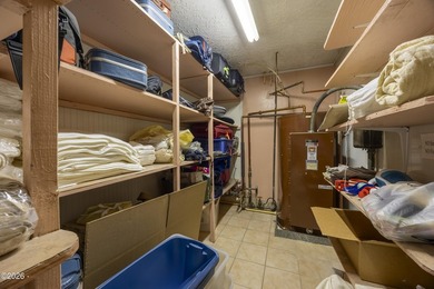 A 22-unit hotel property with an existing restaurant/cafe space - photo 35