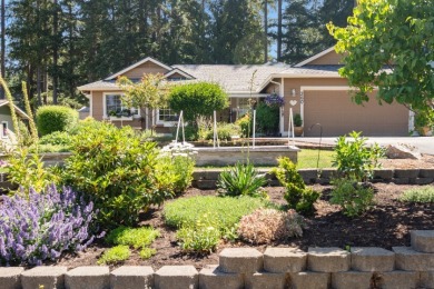 Golf Course Home - Manicured and Updated - photo 16