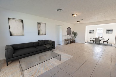 Freshly updated and move-in ready, this 2BR + flex space, 2BA - photo 3