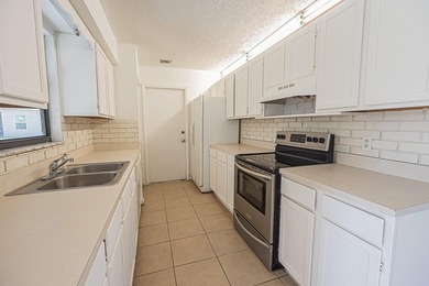 Freshly updated and move-in ready, this 2BR + flex space, 2BA - photo 8