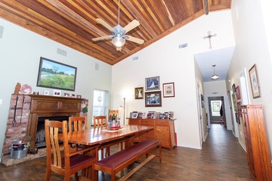 Incredible location only 5-8 minutes from hospital and shopping - photo 11