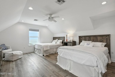 Beautiful beachfront home in Waveland! Sold fully furnished! - photo 19
