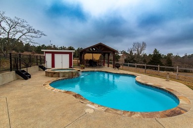 Incredible location only 5-8 minutes from hospital and shopping - photo 25