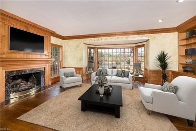 Classic Georgian-style, six bedroom brick estate set on a - photo 7