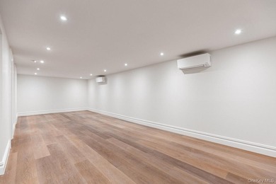 Located on a tree-lined townhouse block in the heart of Boerum - photo 15