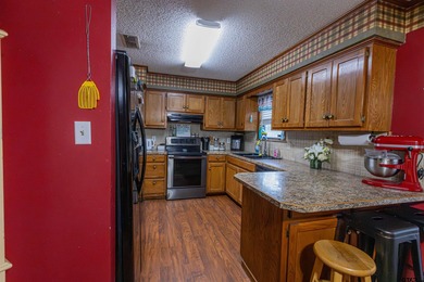 Enjoy peaceful country living just minutes from the fishing and - photo 16