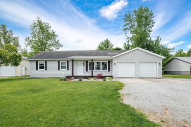 Lake Home Sale Pending in Columbia City, Indiana