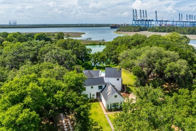 Situated on more than an acre in the coveted Hobcaw Point - photo 3