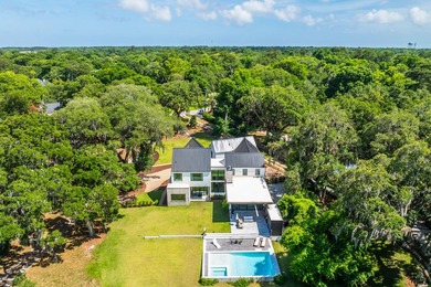 Situated on more than an acre in the coveted Hobcaw Point - photo 6