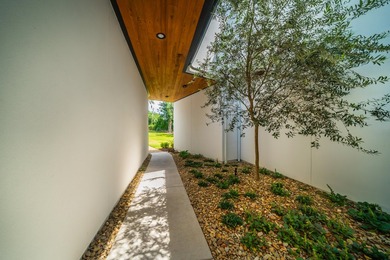Situated on more than an acre in the coveted Hobcaw Point - photo 10