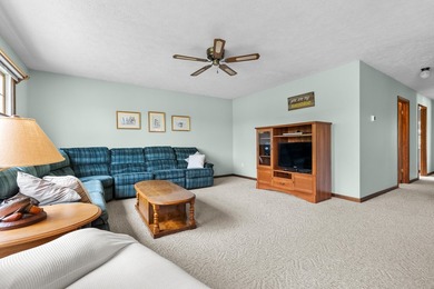 This 3 bedroom 2 bath home has so much to offer...including 165 - photo 6