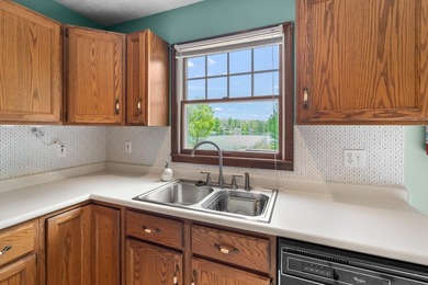 This 3 bedroom 2 bath home has so much to offer...including 165 - photo 10