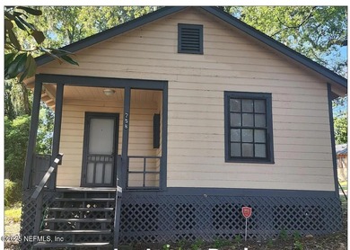 St. Johns River Home For Sale in Jacksonville Florida