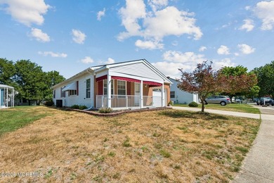 Nestled on a charming cul-de-sac in Holiday City South, this - photo 4