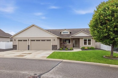 Impeccably maintained one-level home in the gated community of - photo 1