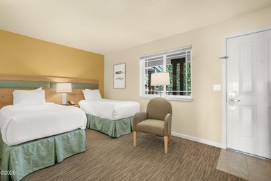 Perched on the top floor with sweeping panoramic ocean views - photo 13