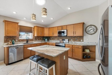 Beautifully Updated Courtyard Villa POOL HOME 3-bed, 2-bath Ana - photo 17