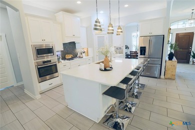Stunning Carothers-built home on an almost 3/4-acre cul-de-sac - photo 4