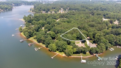 Lake Lot For Sale in Mooresville, North Carolina