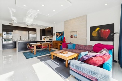 Experience luxury living in this fully remodeled 3-bedroom - photo 2