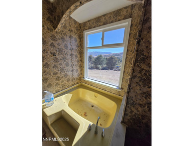 Enjoy the peace and quiet of Topaz Ranch Estate living. This - photo 13