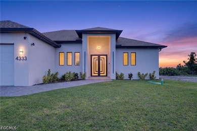 Brand new construction waterfront pool home located in a quiet - photo 3