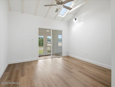 Charming 3-bedroom, 1-bath Colonial set on a desirable corner - photo 6