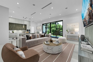 Newly-constructed Wilton Manors luxury waterfront residence - photo 6