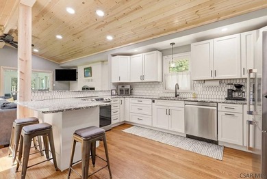 Welcome to your fully renovated Lake Stonycreek retreat! This - photo 25