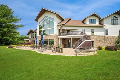 Colorado lodge meets West Des Moines luxury. This one-of-a-kind - photo 32