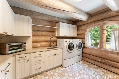 Introducing Timber Cove, an extraordinary waterfront retreat - photo 36