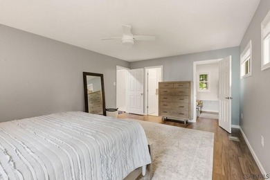 Welcome to your fully renovated Lake Stonycreek retreat! This - photo 37