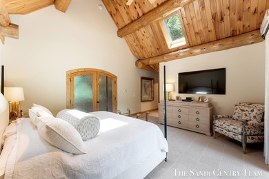 Introducing Timber Cove, an extraordinary waterfront retreat - photo 41