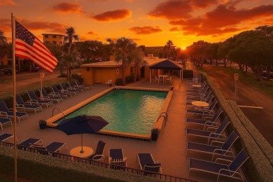 Lake Condo For Sale in Deerfield Beach, Florida