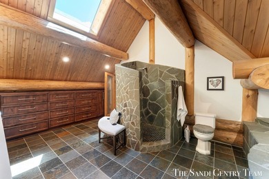 Introducing Timber Cove, an extraordinary waterfront retreat - photo 45