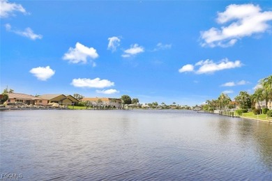 Caloosahatchee River Condo For Sale in Cape Coral Florida