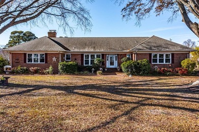 (pending lake) Home For Sale in Fleeton Virginia