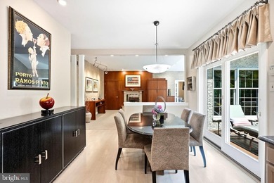 An extraordinary custom estate tucked away on a quiet cul-de-sac - photo 9