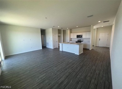 Beautifully maintained 3-bedroom + den, 2-bath home featuring an - photo 3