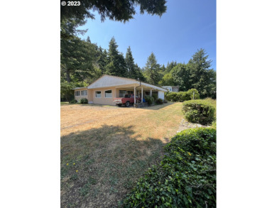 Lake Home For Sale in Goldbeach, Oregon