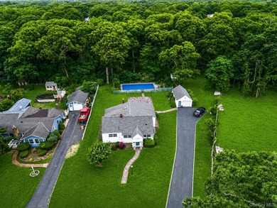 Welcome to Patchogue Shores! Nestled on a quiet, no through - photo 2