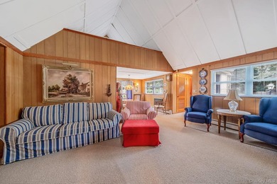 Welcome to Patchogue Shores! Nestled on a quiet, no through - photo 3