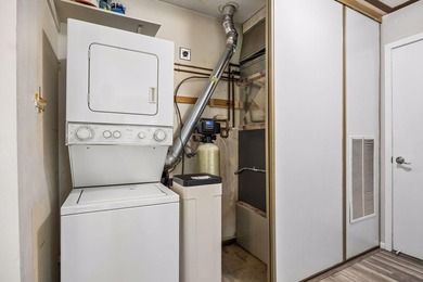 Welcome to this inviting end-unit townhome in the desirable - photo 34
