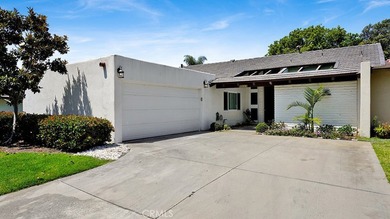 Set on a beautiful greenbelt with mature landscaping and - photo 2