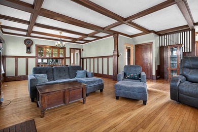 Enjoy peaceful sunrise moments on the heated front porch, then - photo 2