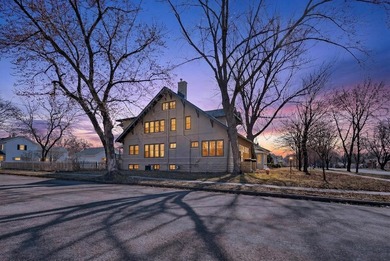 Enjoy peaceful sunrise moments on the heated front porch, then - photo 5