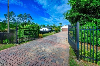 Welcome to your family's dream home. A SPACIOUS 3 bedroom, 2 - photo 2