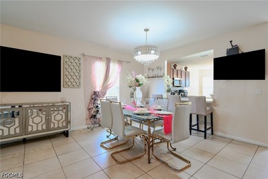 Welcome to your family's dream home. A SPACIOUS 3 bedroom, 2 - photo 8