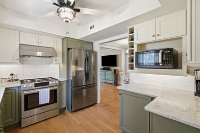 Comfort, convenience, and Lowcountry living come together in one - photo 8