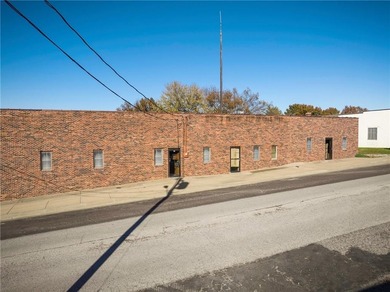 Over 15,000 sq. ft of commercial opportunity in Higginsville!